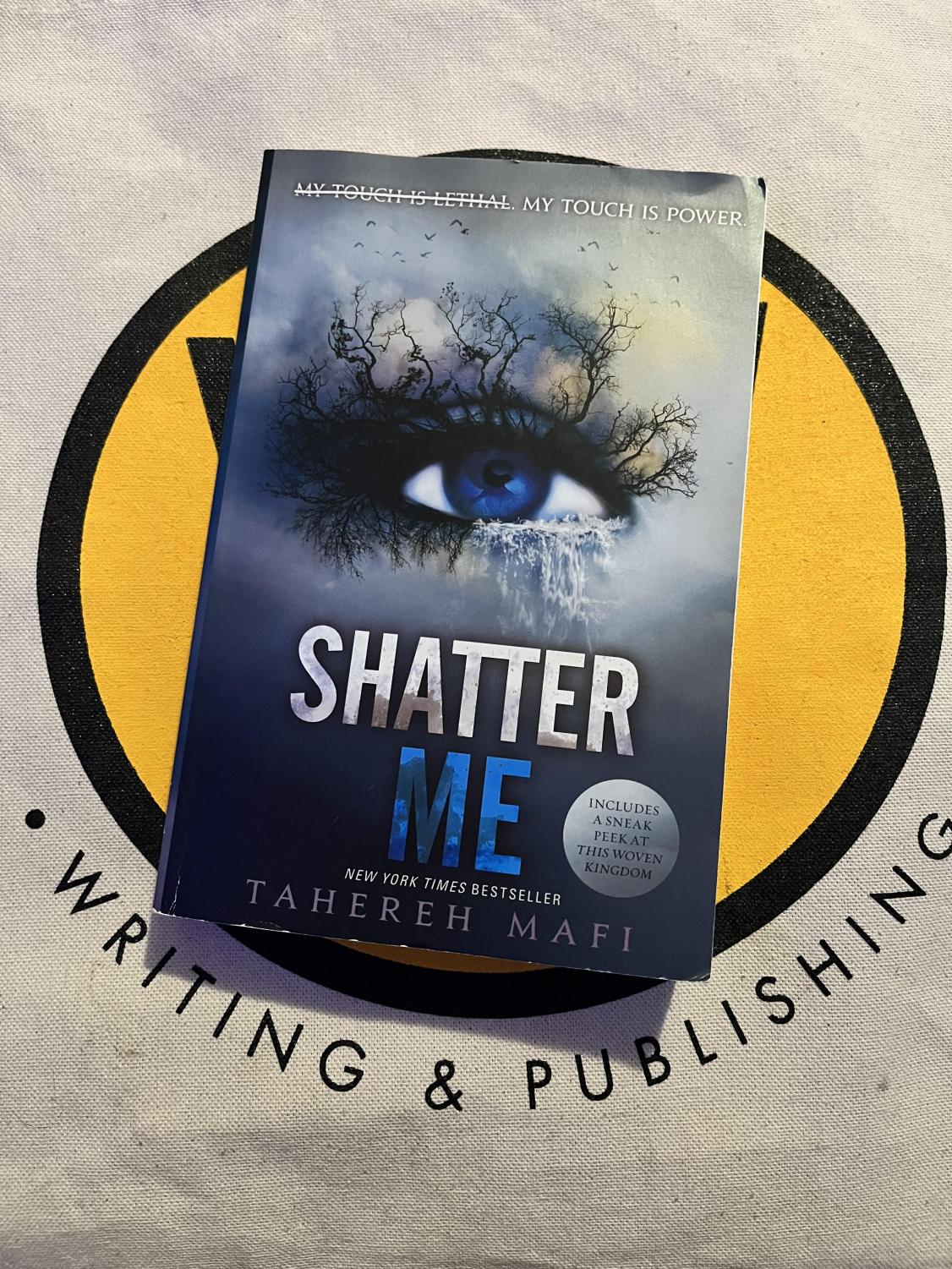 THE SIREN  SHATTER ME BOOK REVIEW