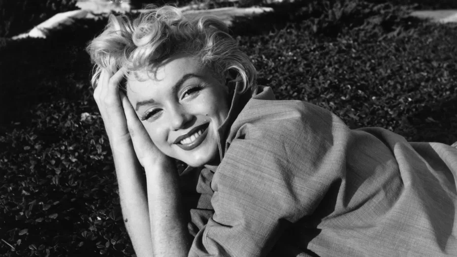 WHAT IS THE OBSESSION WITH  ICON MARILYN MONROE?