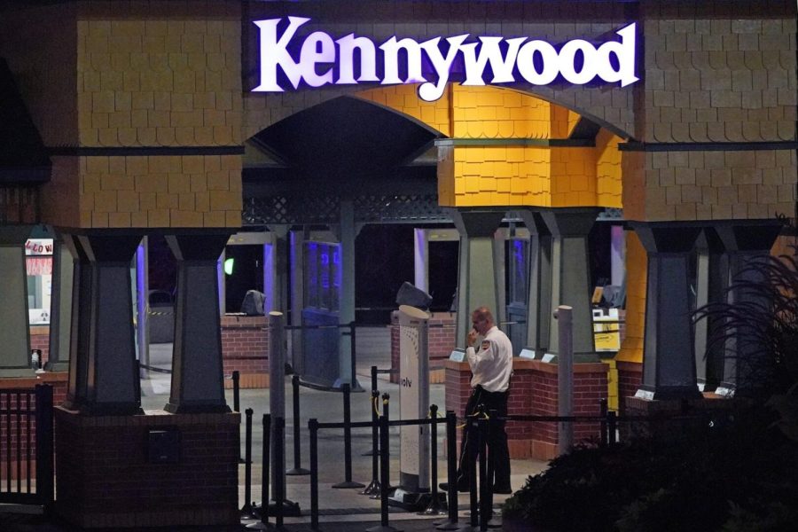 A photo of the Kennywood dual enterance and exit after hours.