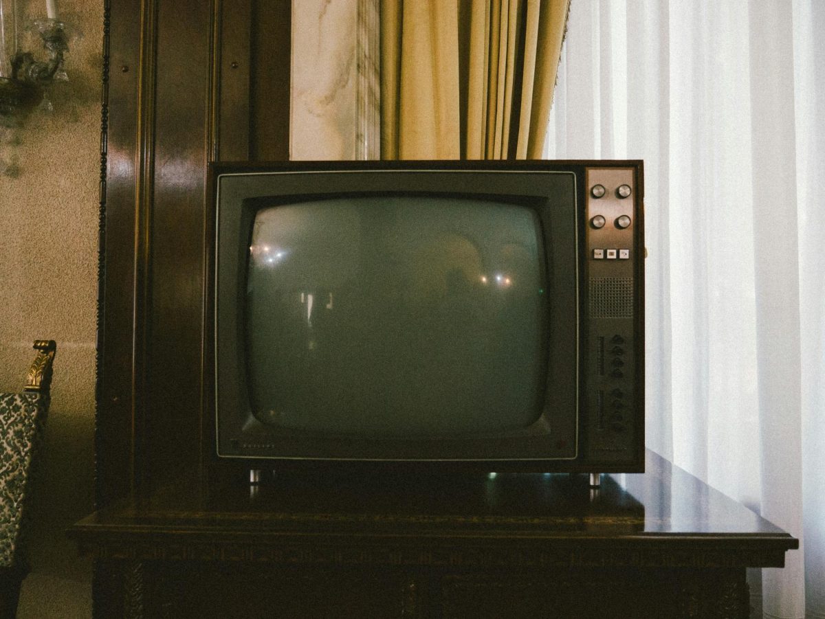 WHO ARE YOU STEREOTYPING: AN EXAMINATION OF BLACK ROLES IN MEDIA